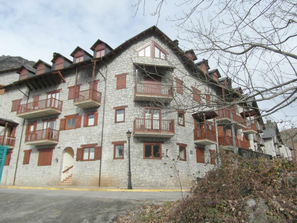 B18 - Edif Perramo - Villmor Apartment Benasque Exterior photo